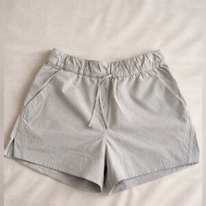 Lululemon Women's Athletic Shorts in Light Gray